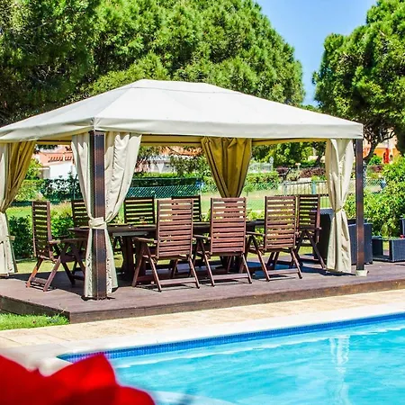 Popa Villa *